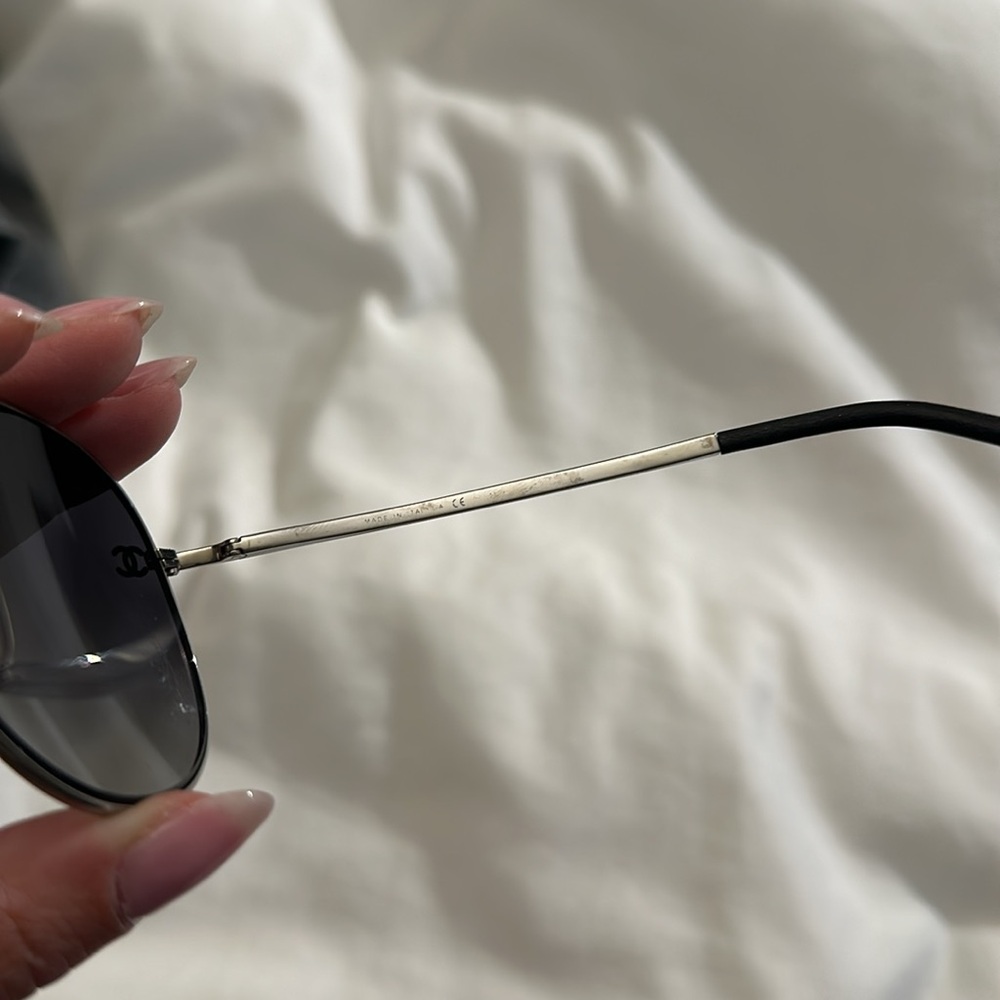 CHANEL AVIATOR SUNGLASSES - Picture 6 of 9